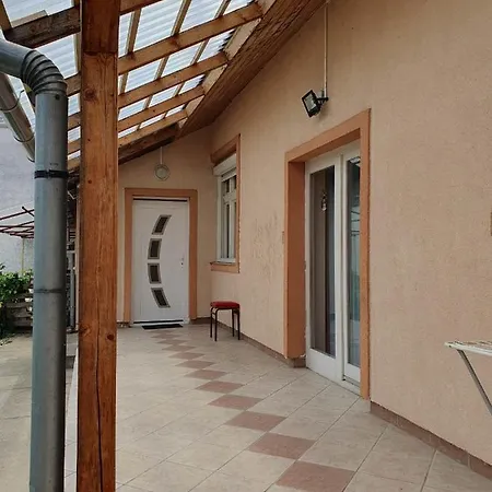 Kisfaludy Kuckohaz * 캐스포바
